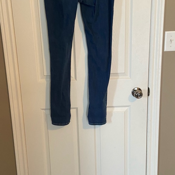 Ladies skinny high rise distressed Levi denim jeans - Picture 5 of 5